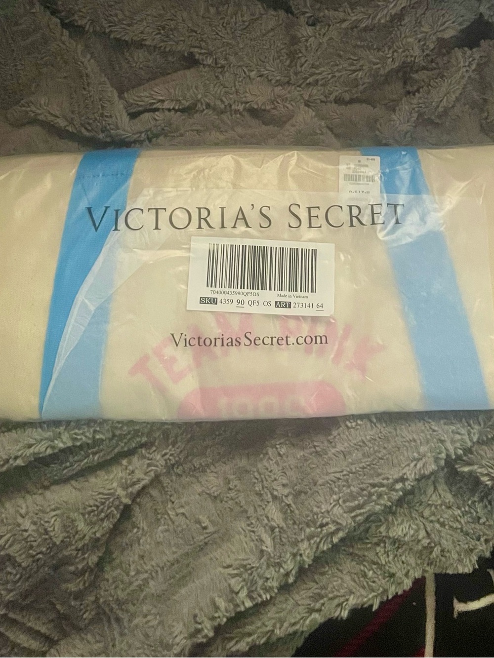 Victoria’s Secret PINK Love Team Pink 1986 Canvas Tote Bag Beach Travel Zip BNWT - Picture 4 of 5